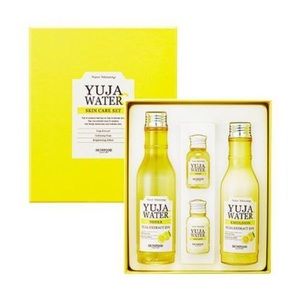 Yuja Water (Toner and Emulsion Kit)
