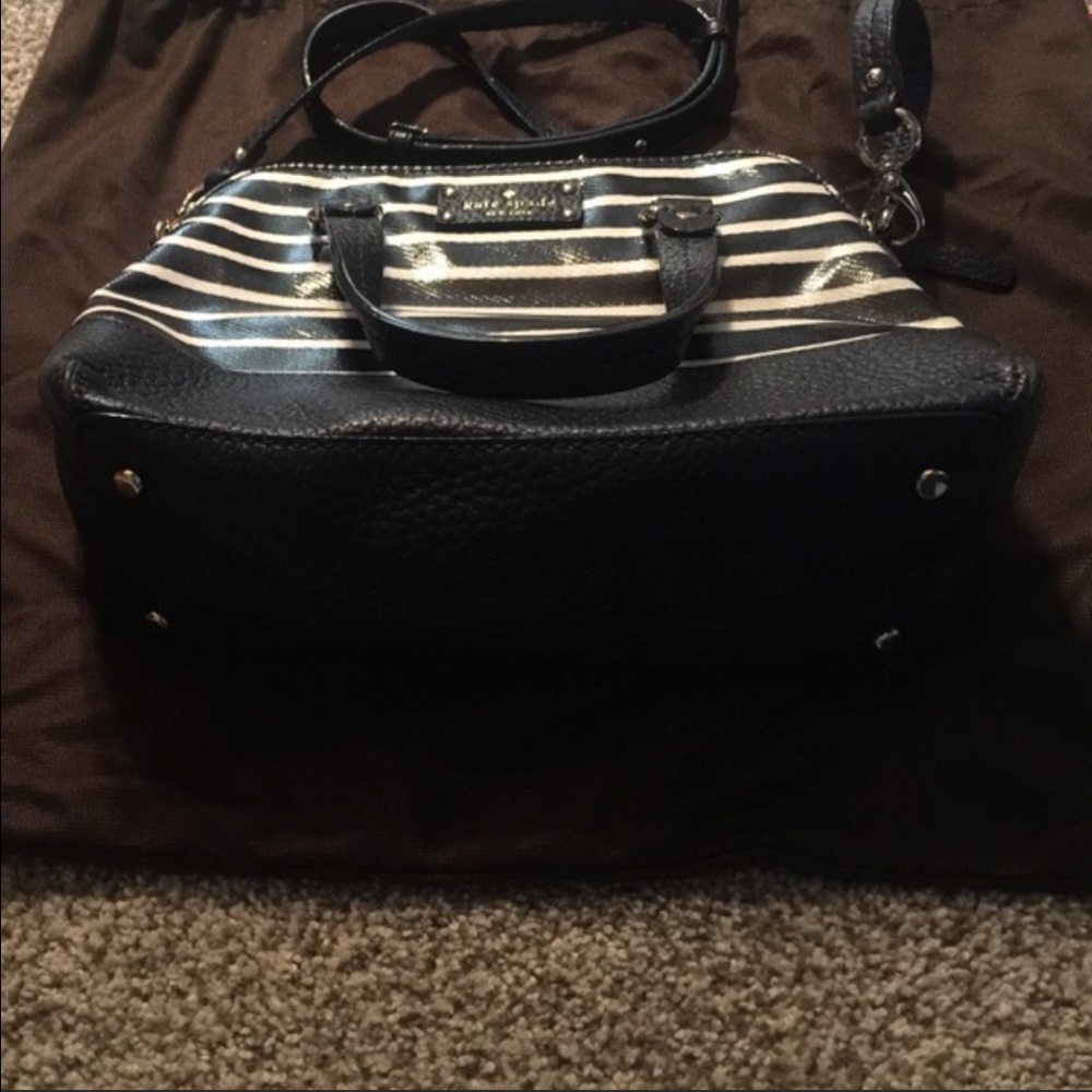 Kate Spade ♠️ - Picture 2 of 4