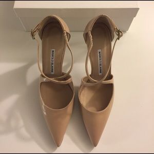 Manolo Blahnik Nude Patent Leather 38/sz 8