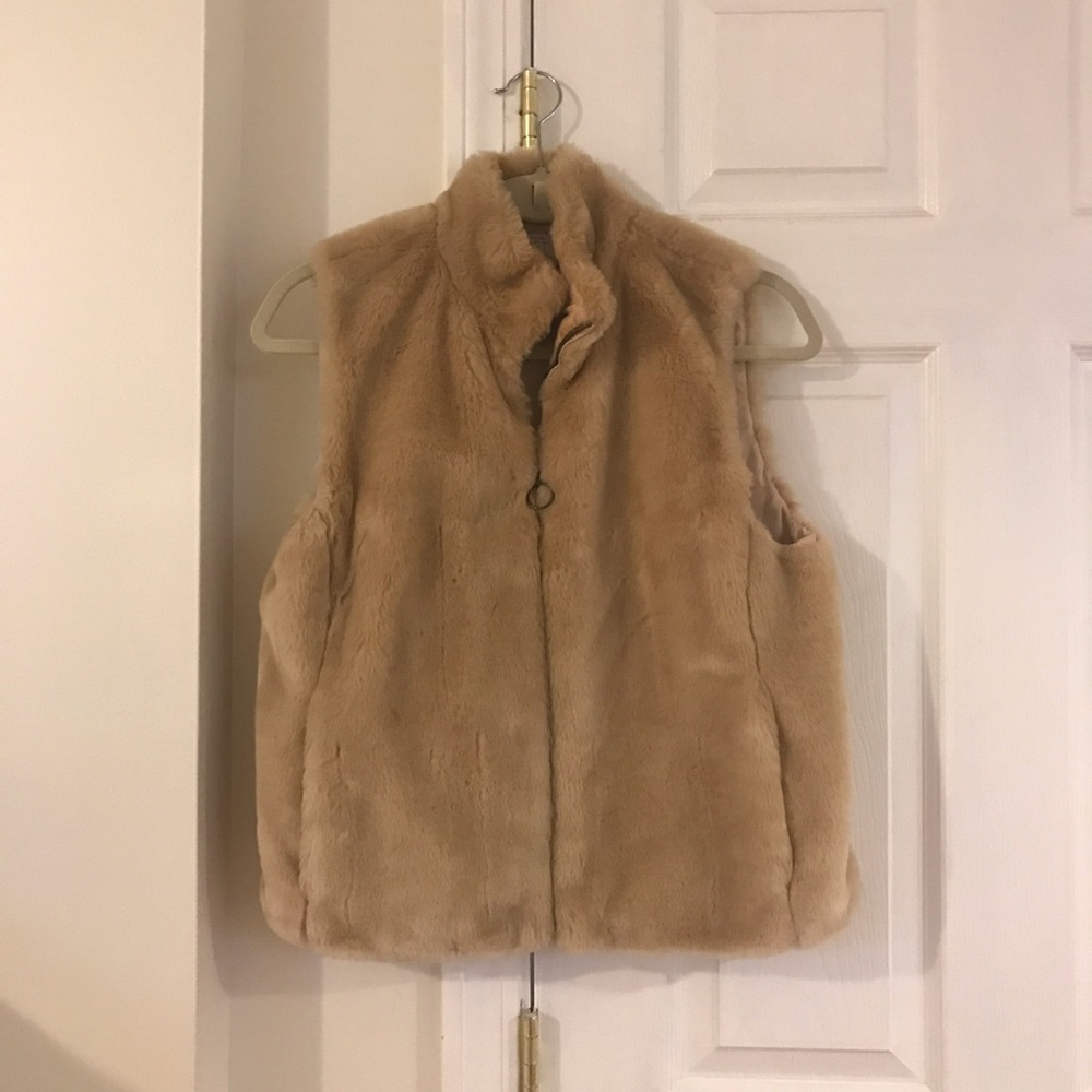 Ann Taylor LOFT Faux Fur Vest