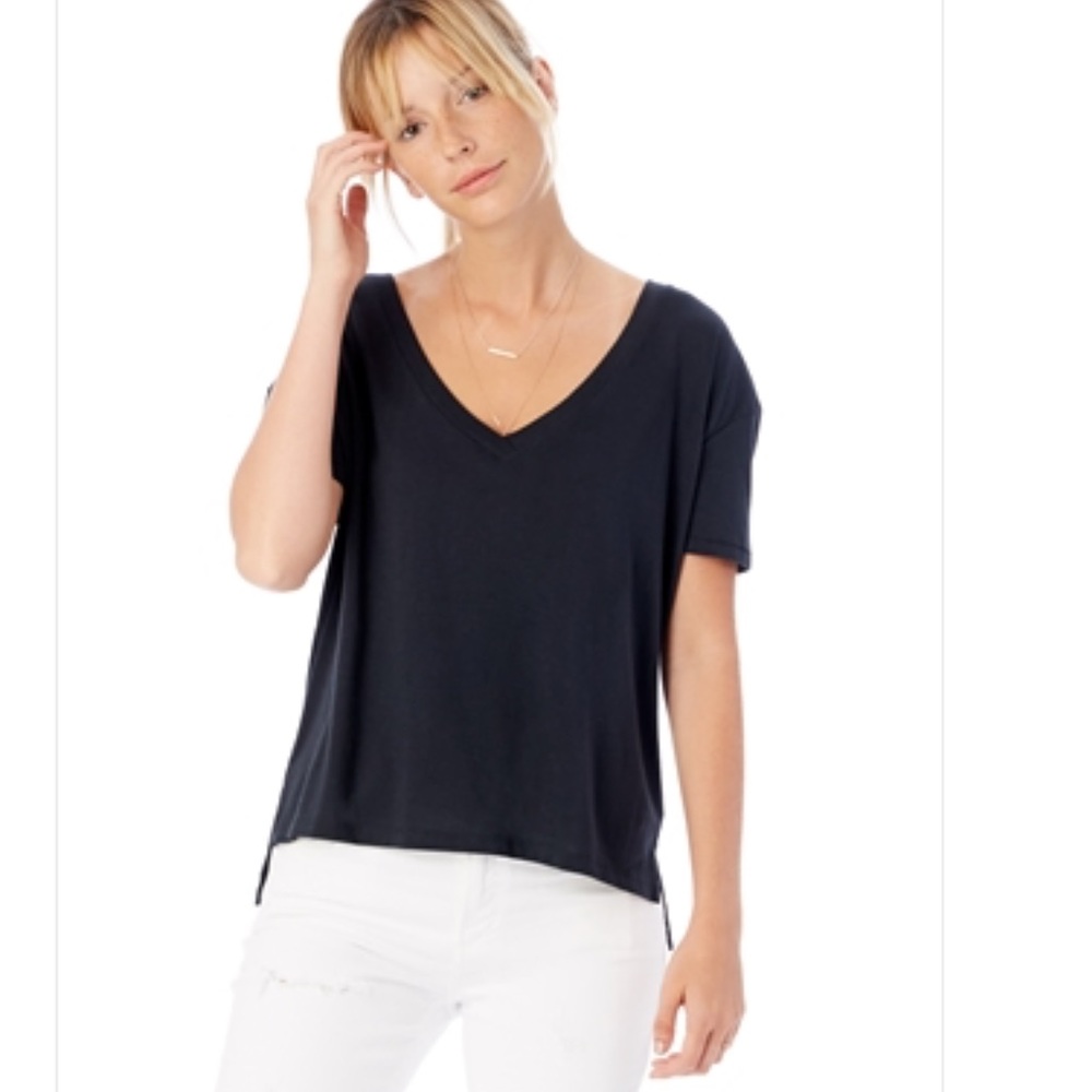 BOXY V Neck