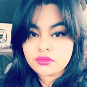 Meet your Posher, Beatriz