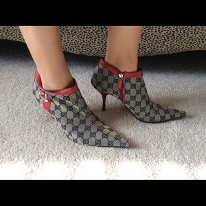 💯% Authentic Gucci booties😍