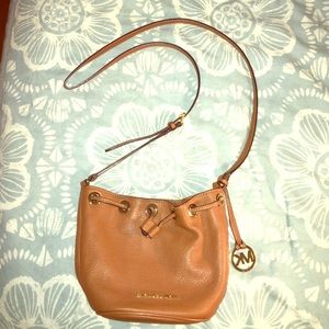 MICHAEL KORS Jules cross body