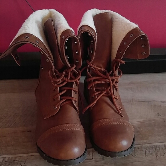 Boot - Picture 3 of 4