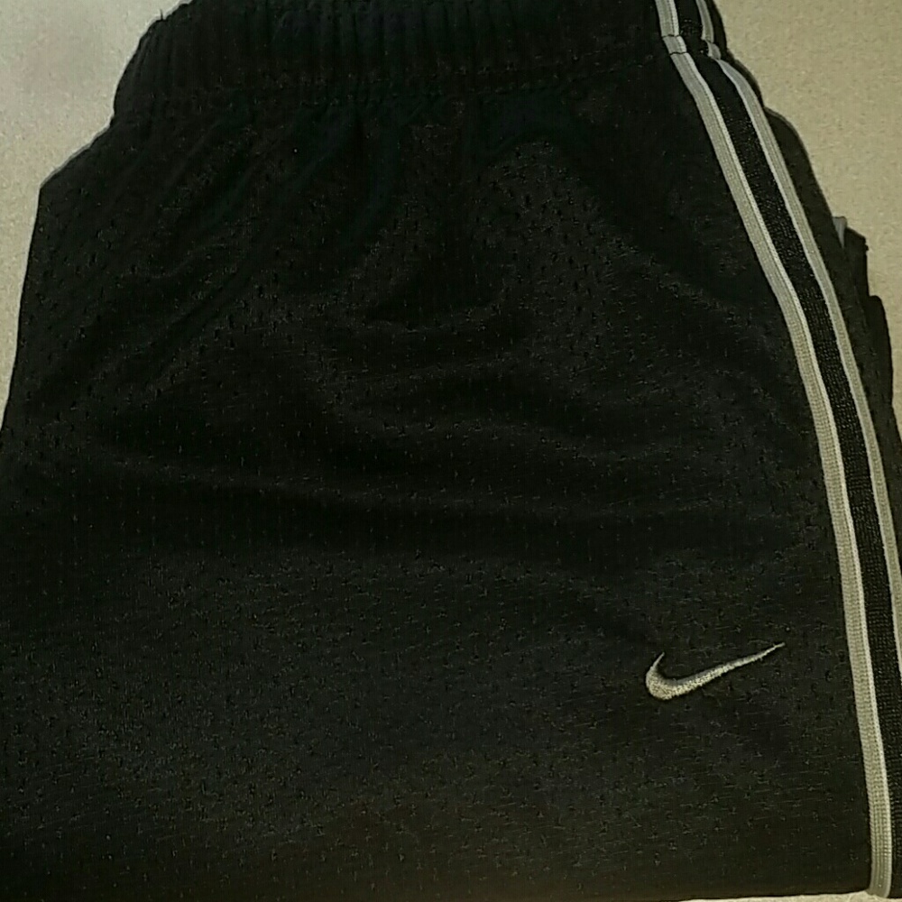 Boys Nike warm up pants Sz L