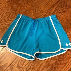 Under Armour Heat Gear Shorts - Small