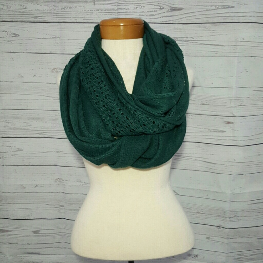 Green Knitted Infinity Scarf