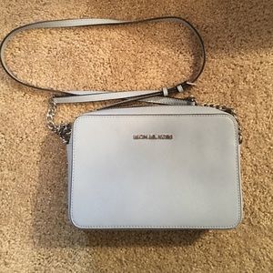 Michael Kors Jet setter handbag