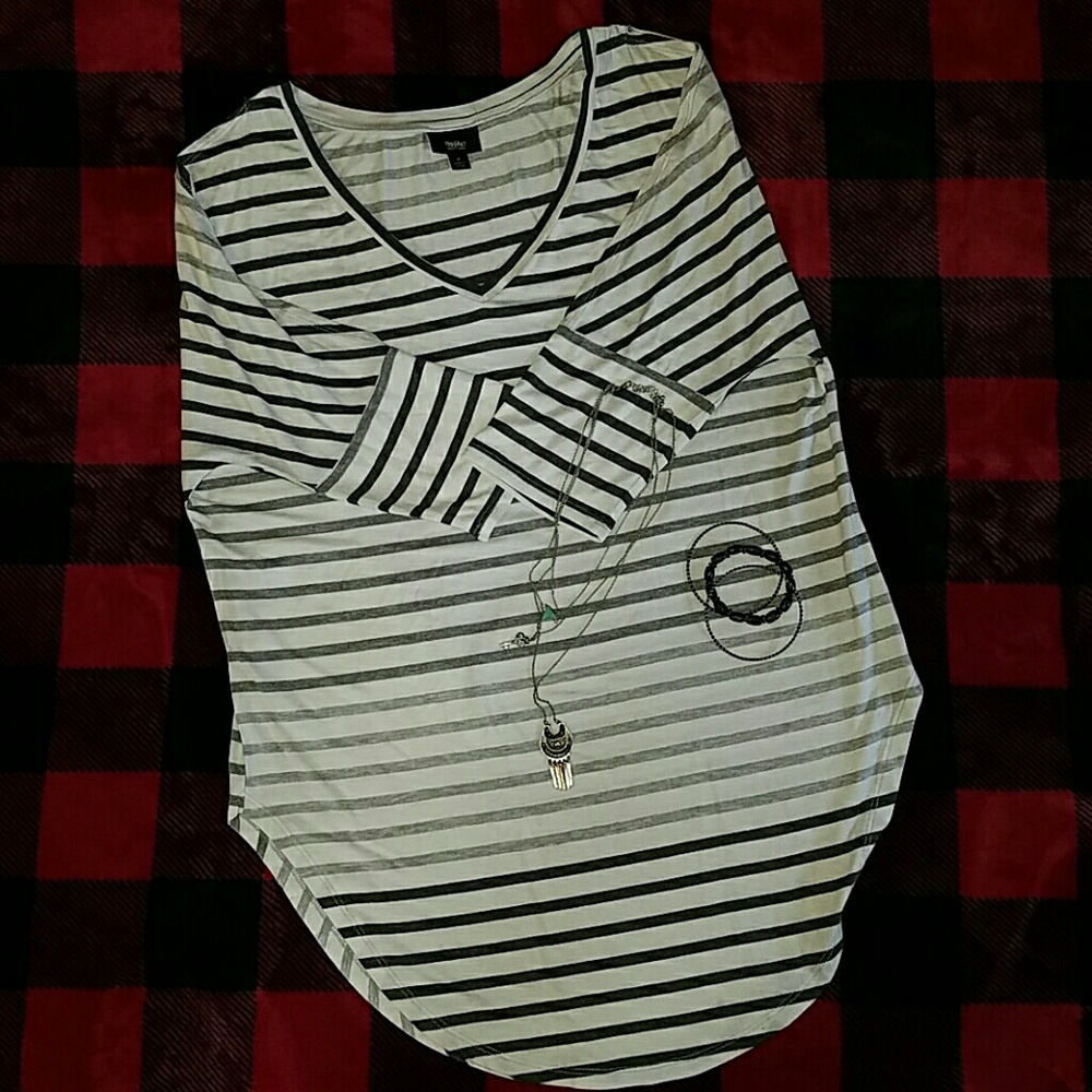 Cold shoulder tunic