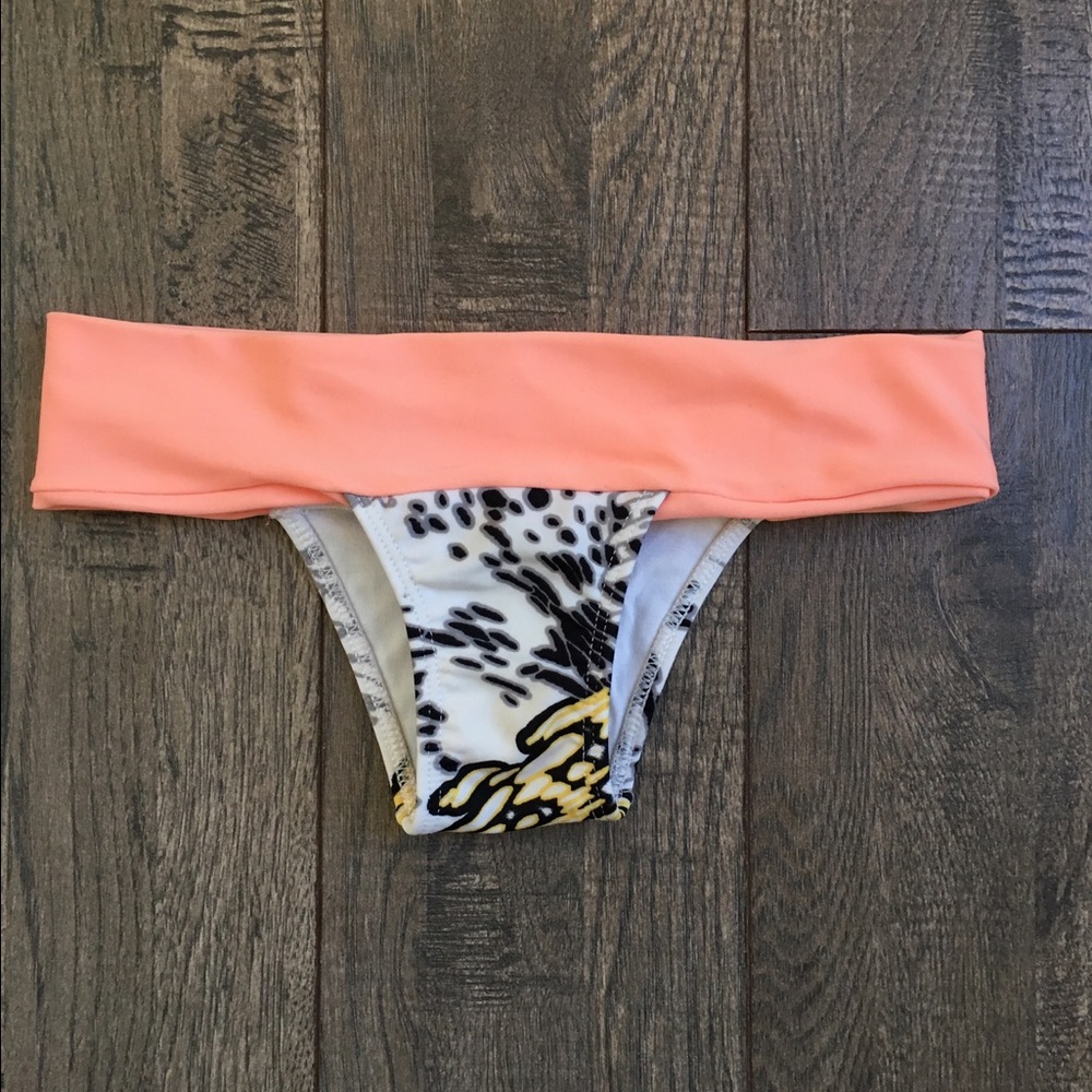 San Lorenzo belted bottoms