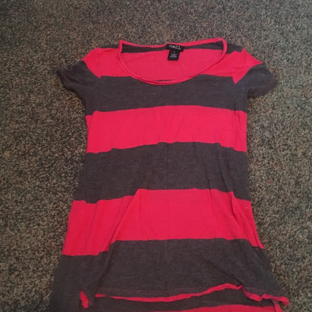 Rue 21 Small Top