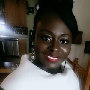 Meet your Posher, Caroline