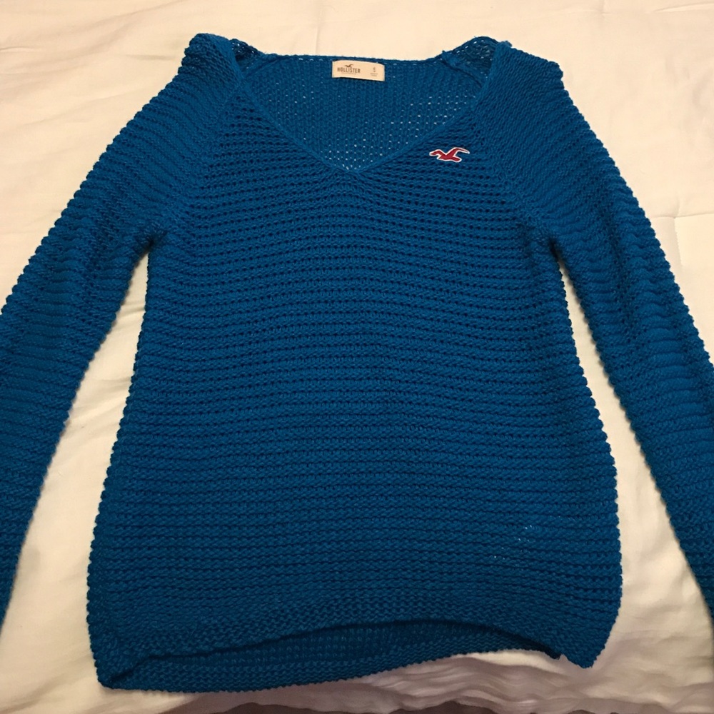 Blue knit sweater from Hollister