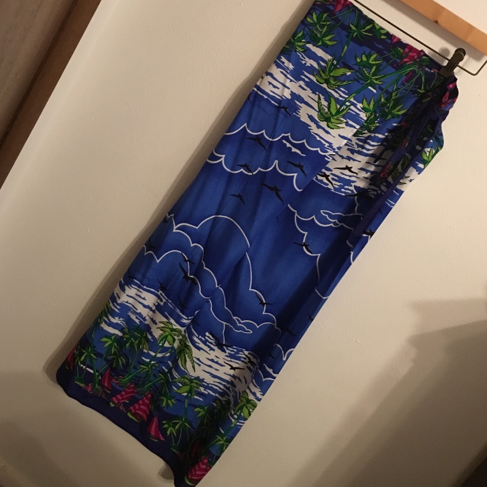 Sarong, beautiful blue!