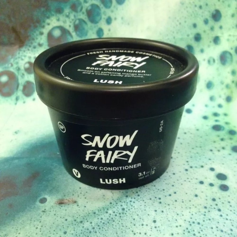 🎀Lush Snow Fairy Body Conditioner 3.1 oz🎀
