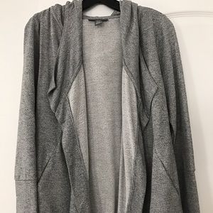 Pea in the pod maternity sweatshirt.