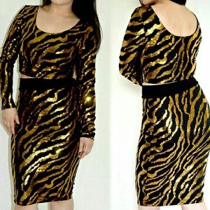 2 piece dress set.