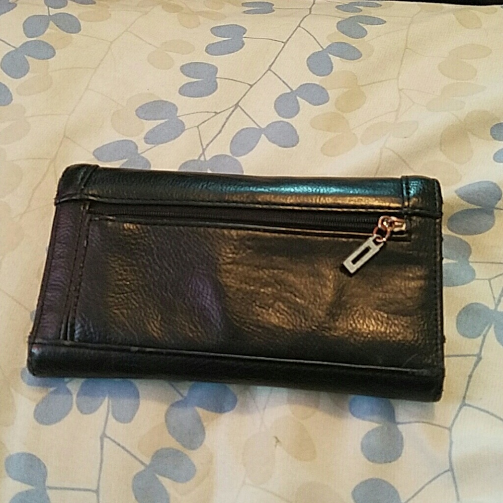 Guess wallet - Picture 3 of 4