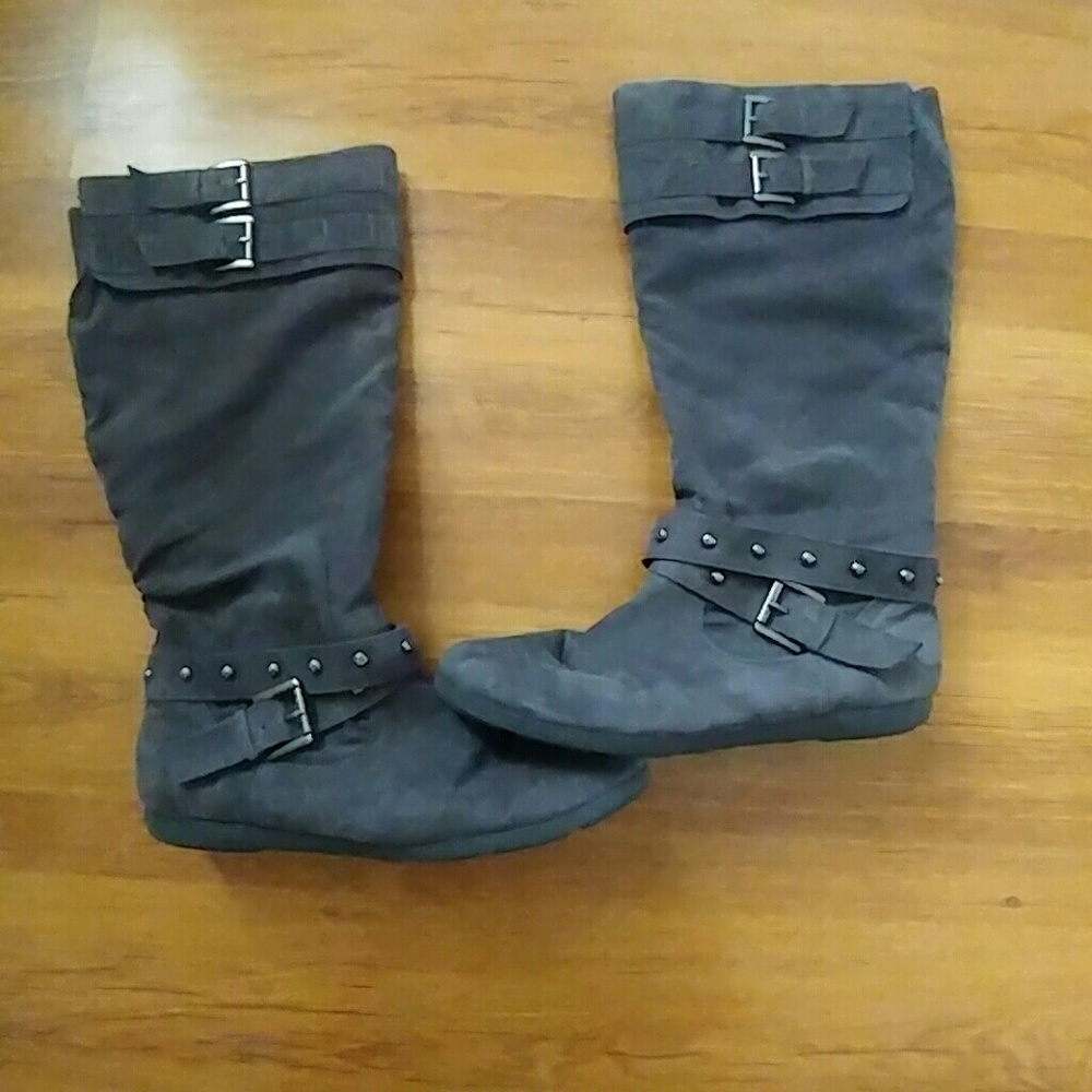 Grey suede boots