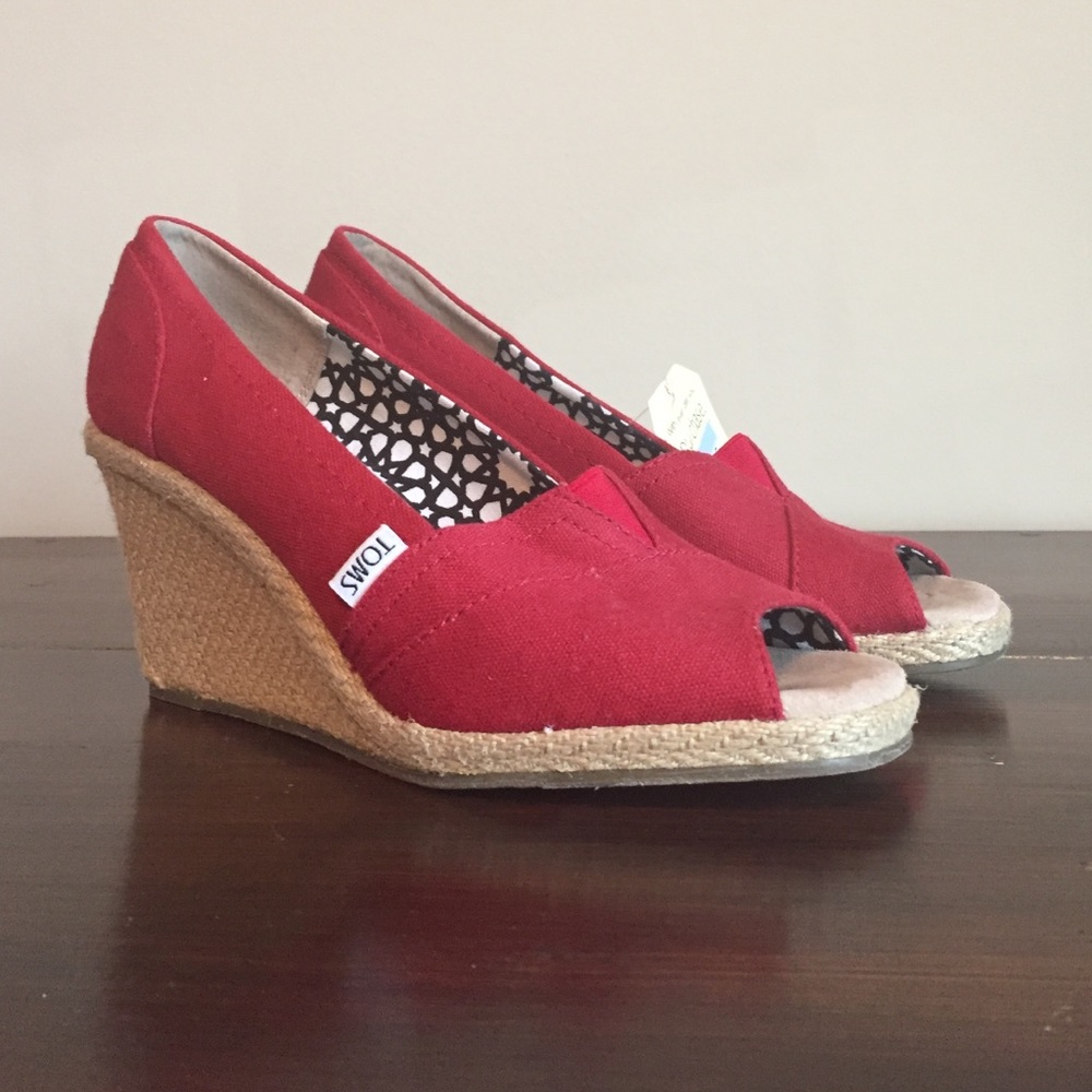 Toms Peep-toe Wedges