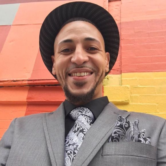 Meet your Posher, Damien - Picture 1 of 1