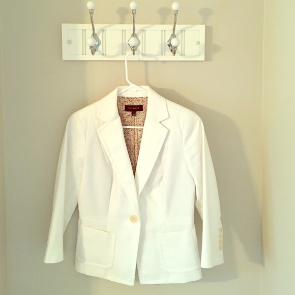 Talbots Jackets & Blazers - White Talbots Blazer w/ Interior Floral Detail