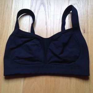 Lululemon Tata Tamer Bra size 34DD