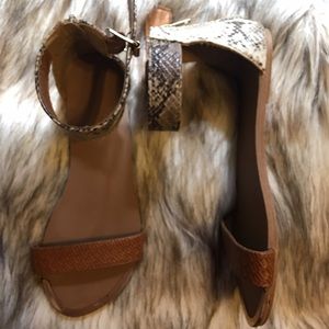 Snakeskin sandals 🖤