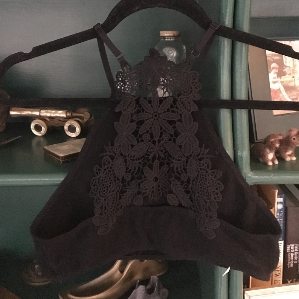 Pretty back high neck bra from UO