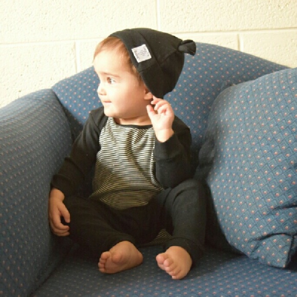 Gentle Babies Complete Matching Set - Black Stripe - Picture 2 of 4