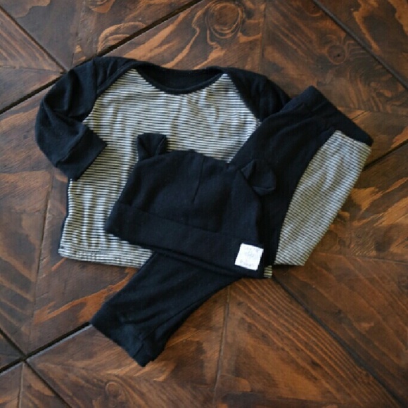 Gentle Babies Complete Matching Set - Black Stripe - Picture 3 of 4