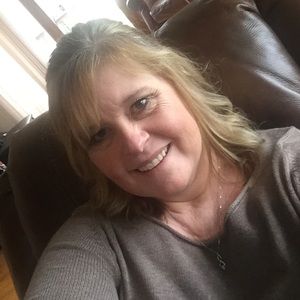 Meet your Posher, Stephani