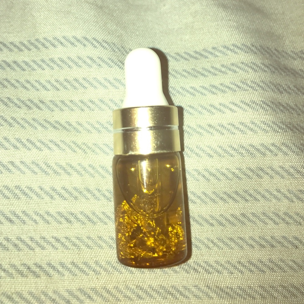 Sale 🛍Essential oil Rose gold elixer like farsali