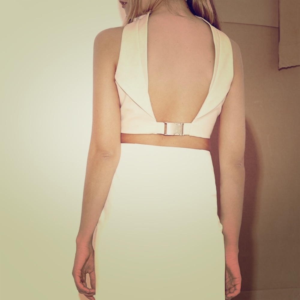 [style stalker] backless crop top//.