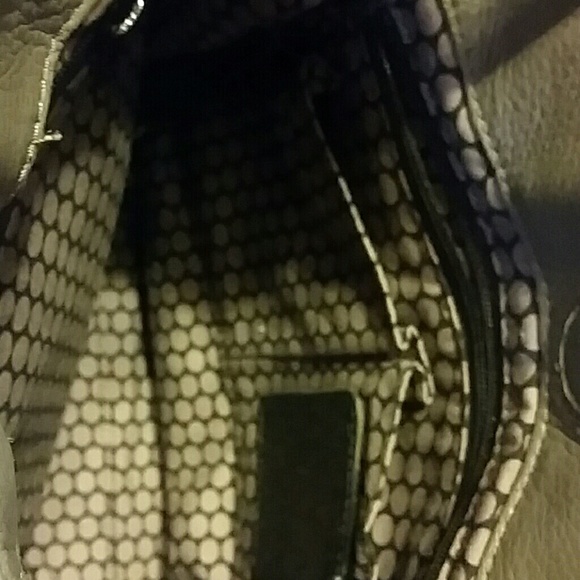 Brighton handbag - Picture 3 of 3