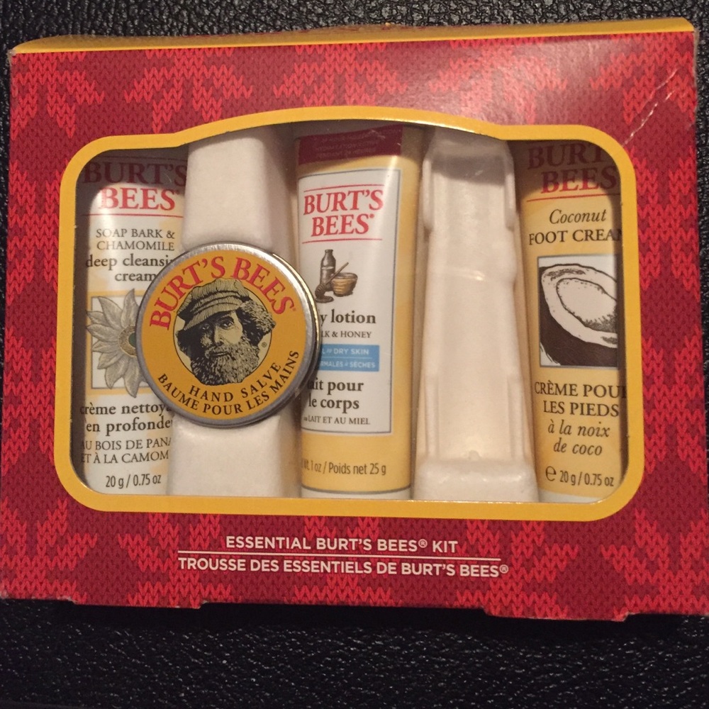 Esssential Burt's Bees Kit