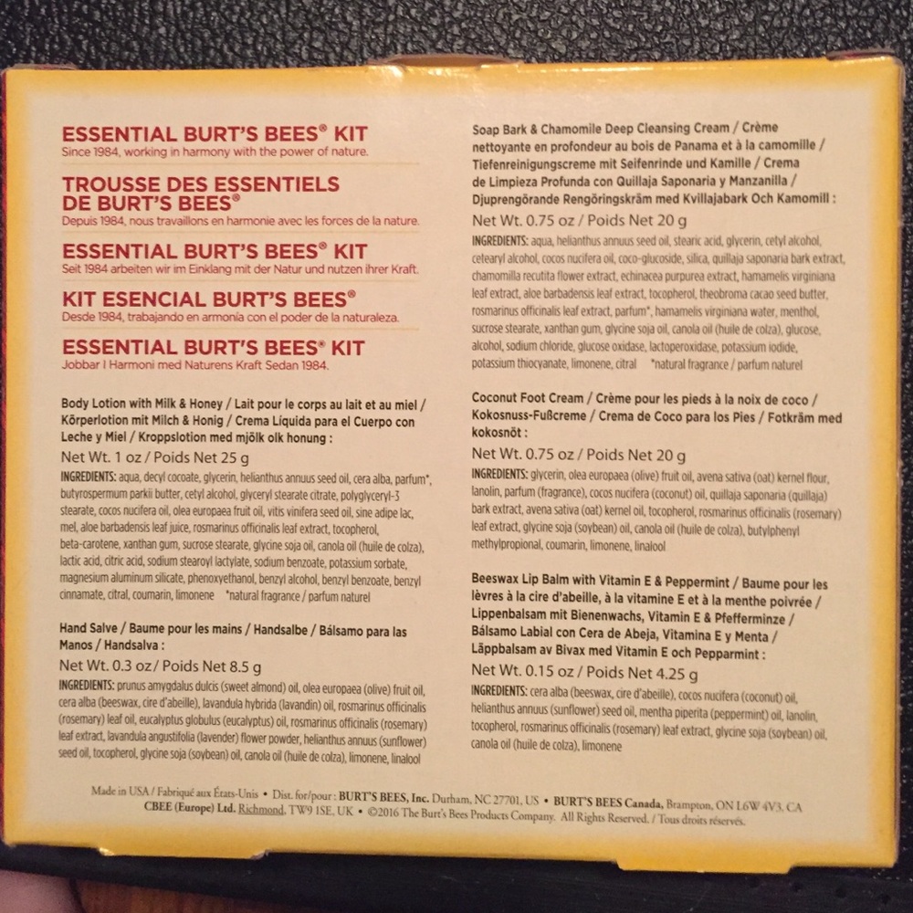 Esssential Burt's Bees Kit - Picture 2 of 2