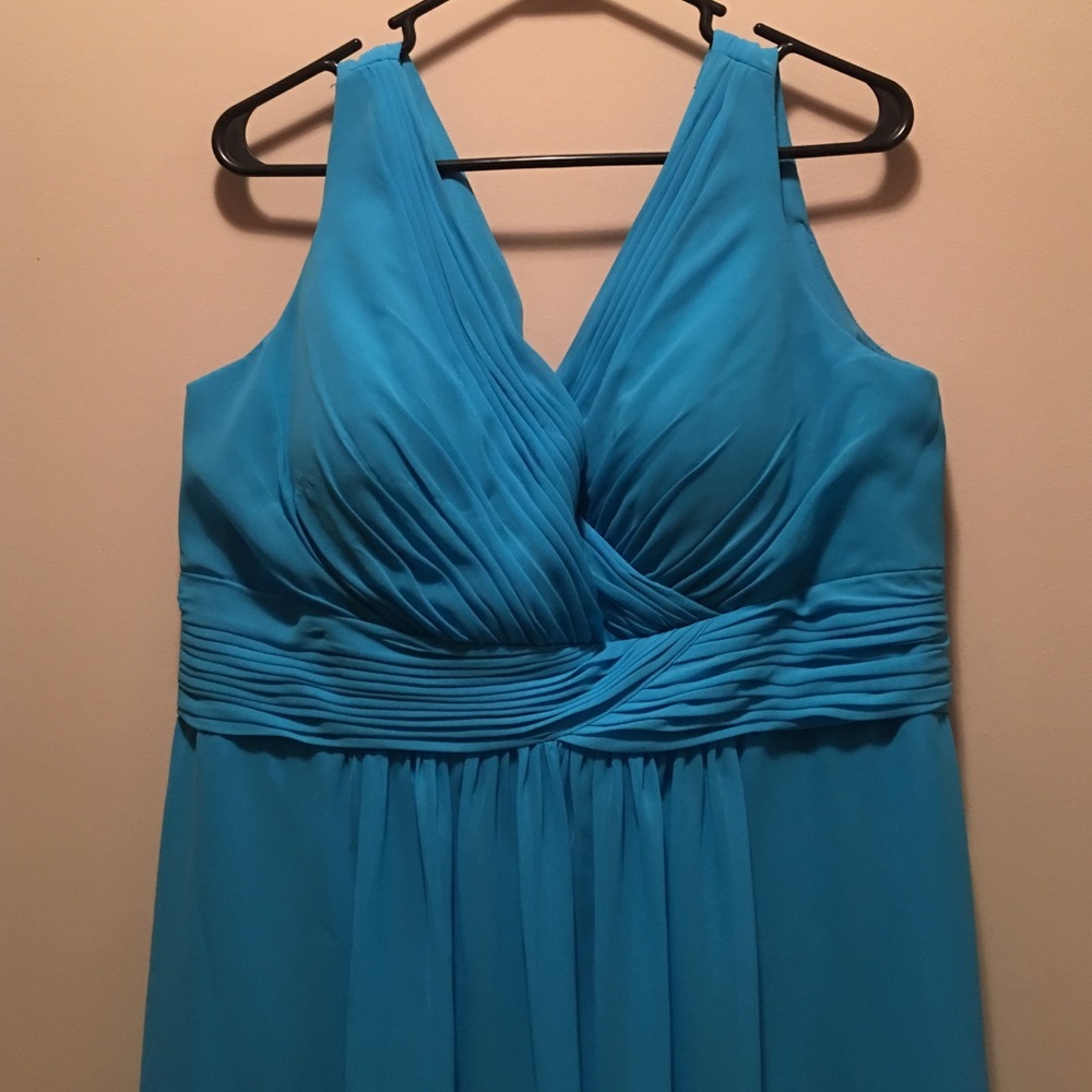 Bridesmaid, prom or a ball dress. Size 20.
