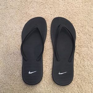 Nike Flip Flops