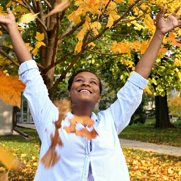 Meet your Posher, Serene - Picture 2 of 3