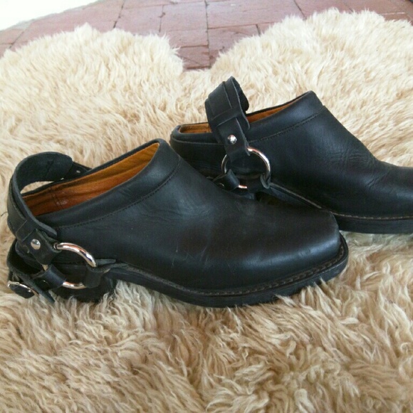 Frye Clogs - Picture 3 of 4