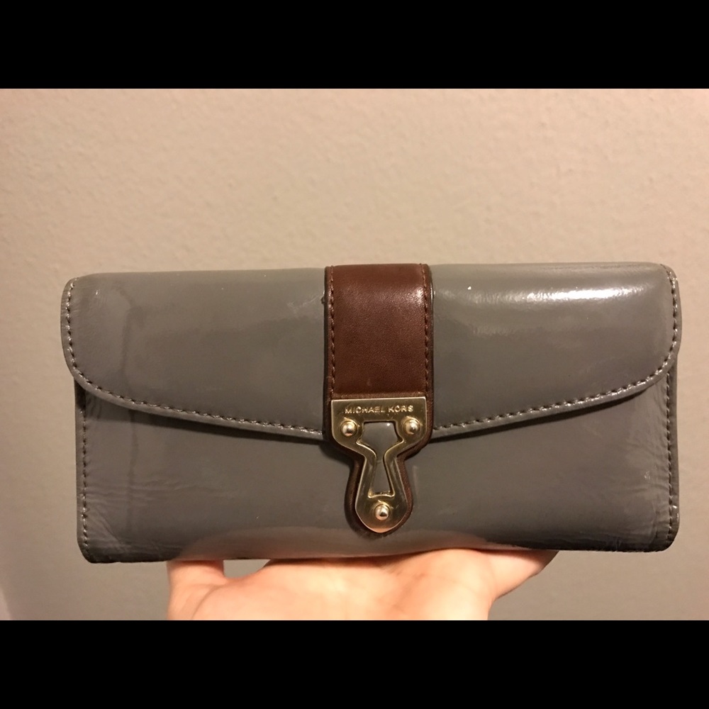 Michael Kors wallet