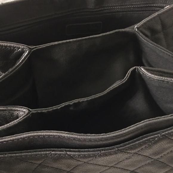 Chanel - Picture 3 of 7