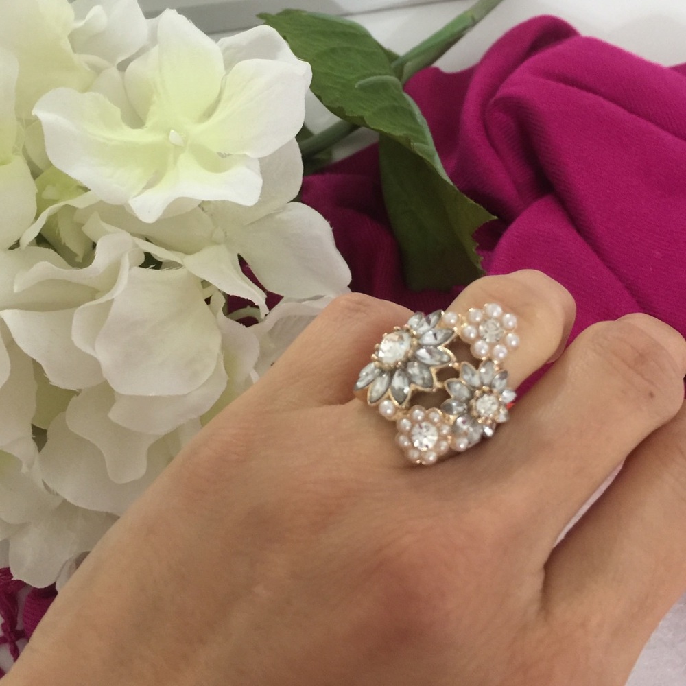 🎉 Fashion ring size 6.5 🎉
