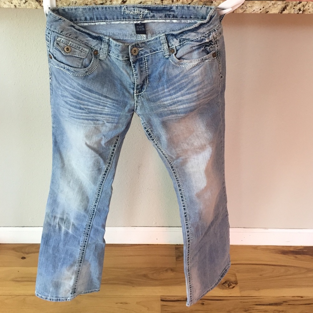Amethyst faded worn in jeans size 11