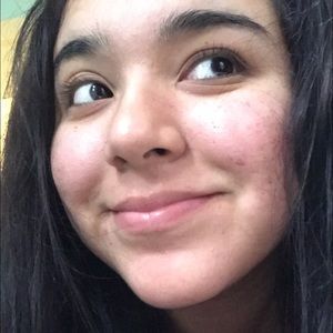 Meet your Posher, Pamela