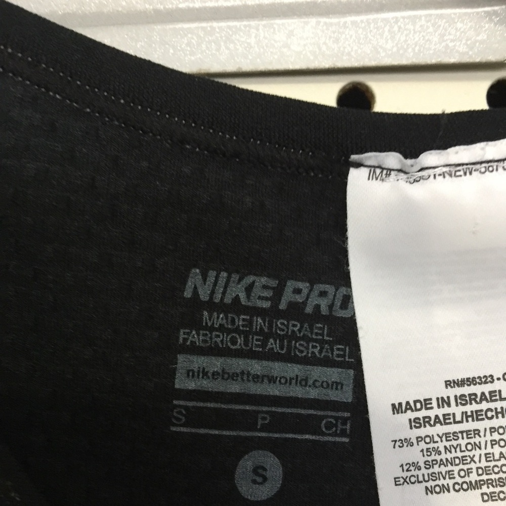 Nike Pro - Picture 3 of 4