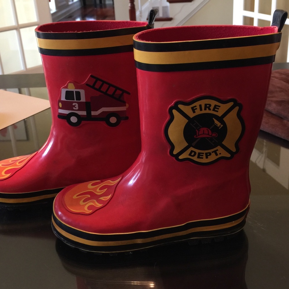 Little boys fire truck rain boots
