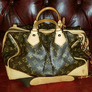 Rare Louis Vuitton stephen monogram authentic